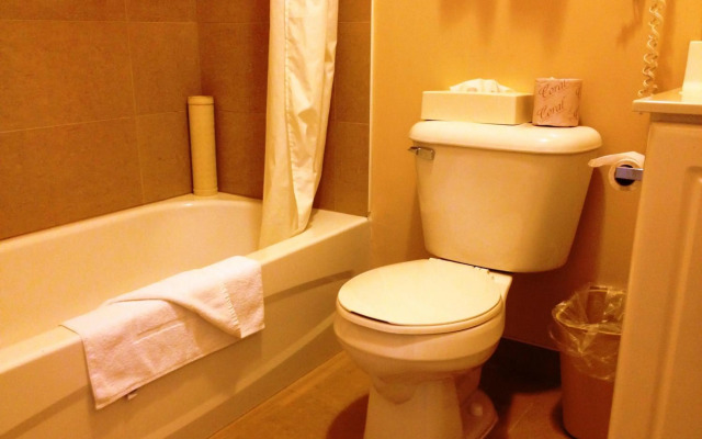 Woodstock Inn and Suites