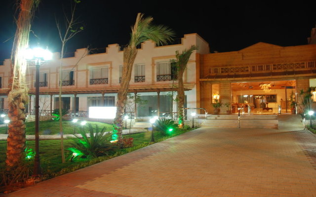 Falcon Naama Star Hotel