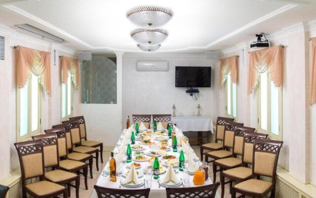 Catherine the Great Hotel