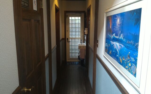 Iza Kamakura Guest House & Bar - Hostel
