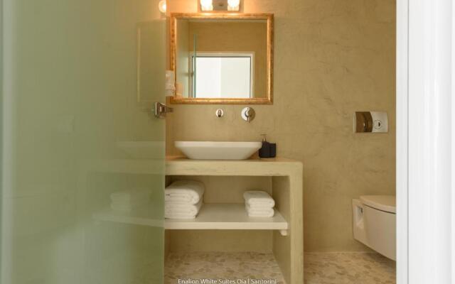 Enalion White Suites Oia