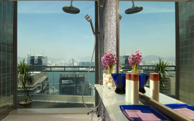 Lan Kwai Fong Hotel @ Kau U Fong