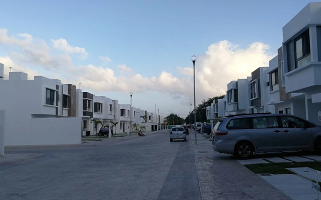 Pu-kka House By Perlitas Home