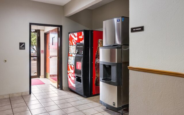 Red Roof Inn Dumas