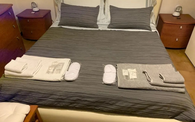 Pampero & Catona House B&B