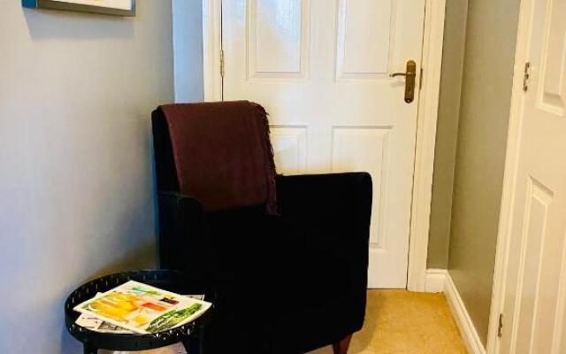 Beautiful self contained apartment in Ripon town house