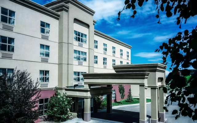 Hampton Inn & Suites by Hilton Edmonton Intl Airport