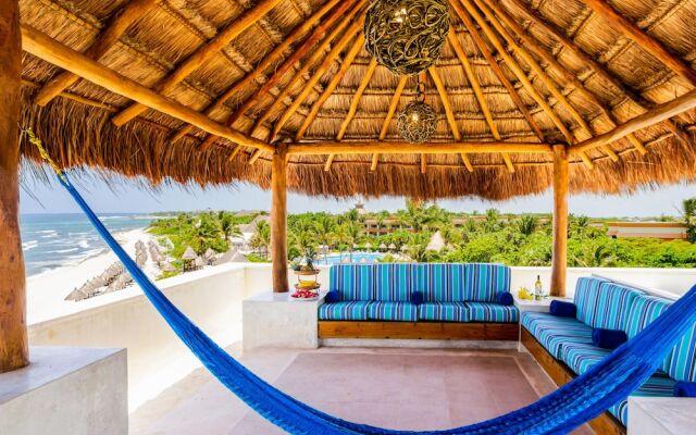 Ocean Front Private 3 Bedroom Villa in Akumal