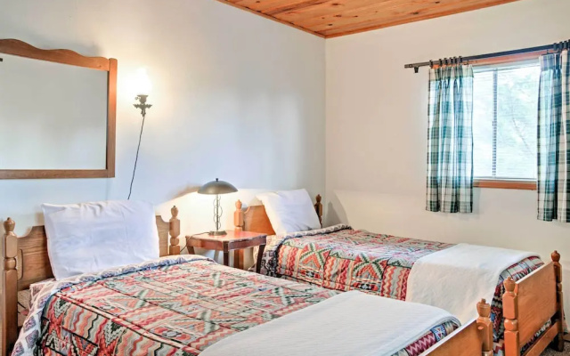 Ruidoso Cabin w/ Sunroom, Surrounded By Wildlife!