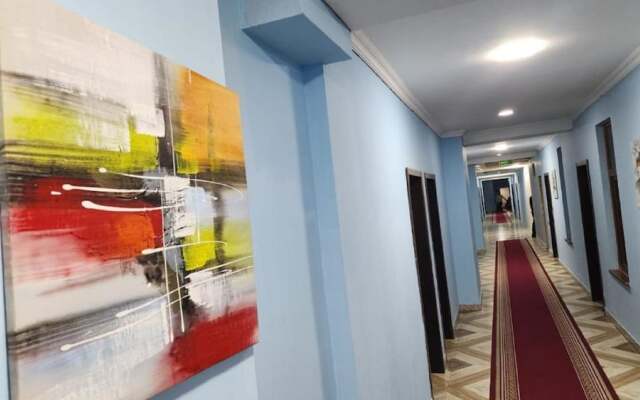 Ariva Center Hotel