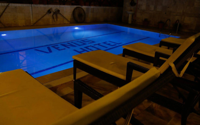 Venus Hotel