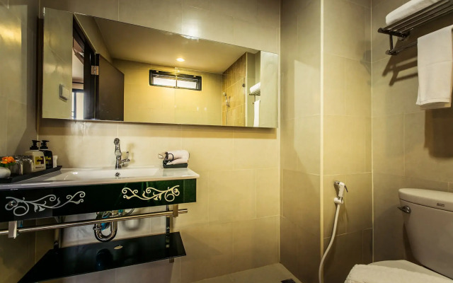 De Hug Hotel & Residence