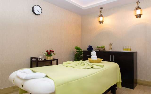 Radisson Blu Hotel, Muscat
