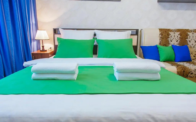 Пять Звёзд в Советском 8/4