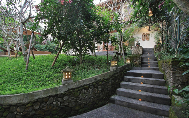 Tebesaya Cottage by Pramana Villas