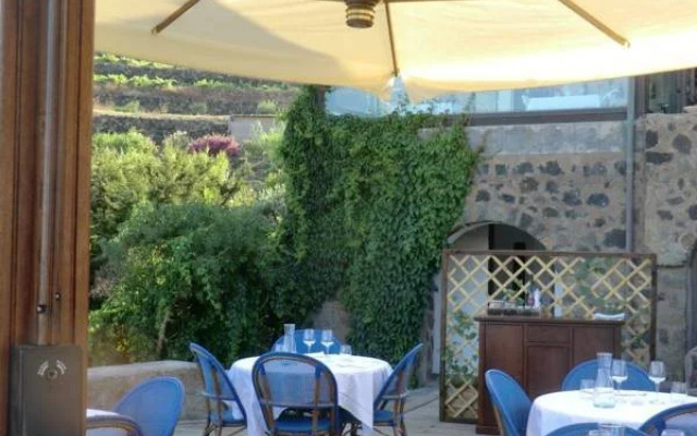 LApprodo Mediterraneo