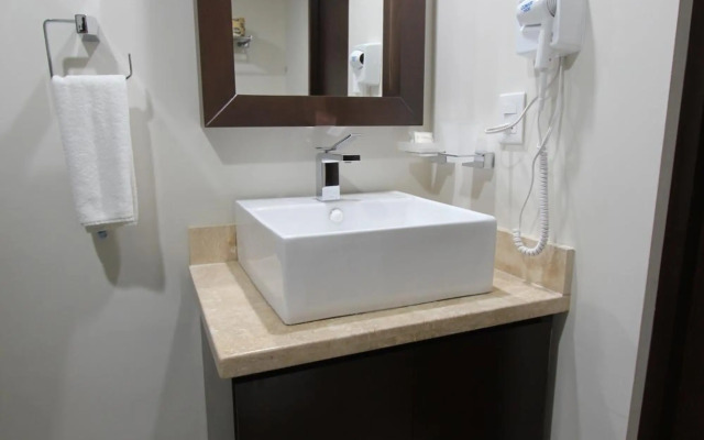 Suites Las Flores Beach Mazatlan