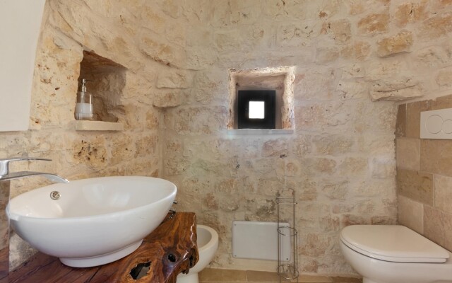 2822 Marì Trullo by Perle di Puglia