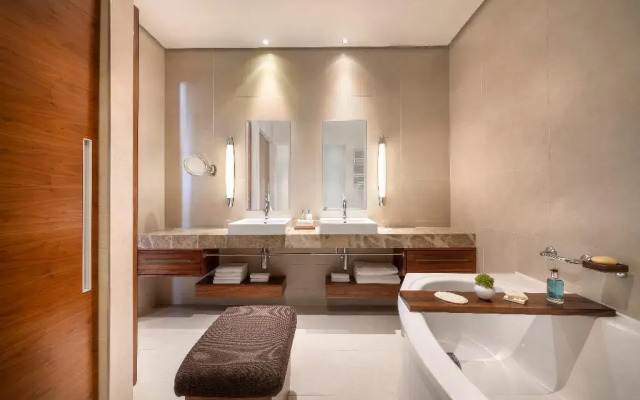 Отель Adults Exclusive Hotel Monte Mulini