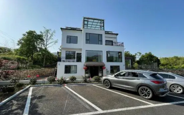 Yixing Xiaolou Zhangyuan B & B