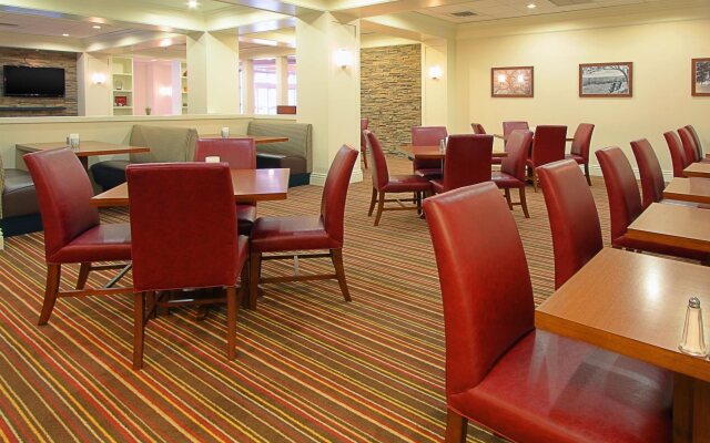 Four Points by Sheraton York