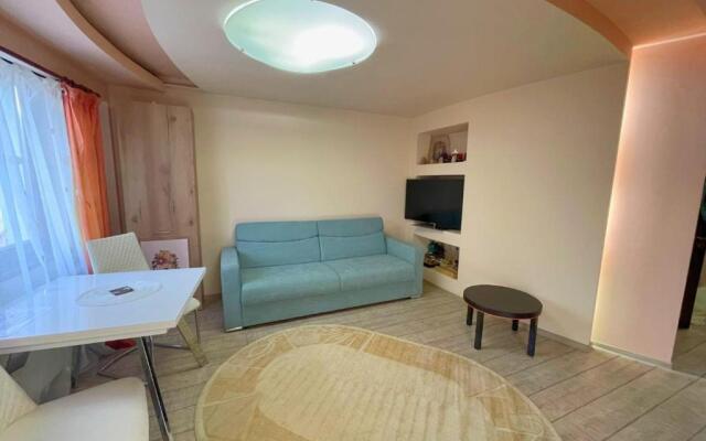 Ultracentral Lozonschi 2 rooms apartment