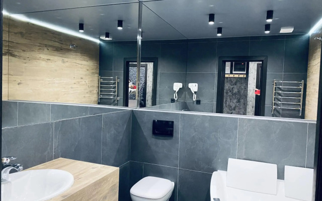 LUX с джакузи RIVER PARK (дуэт)