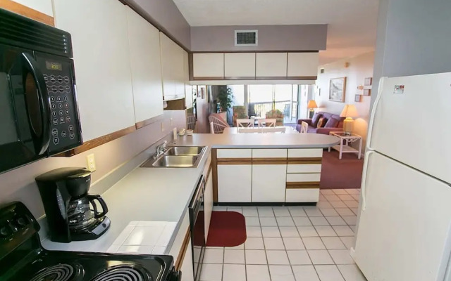 Oceanfront Luxury: 2BR Condo, St. Augustine