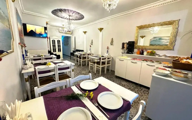 Modern Sultan Hotel
