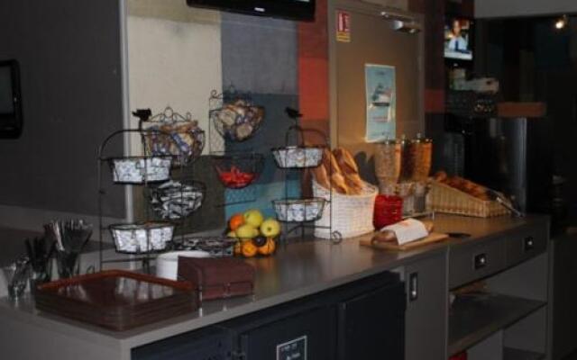 Brit Hotel Guinguet' - Lyon L'Arbresle