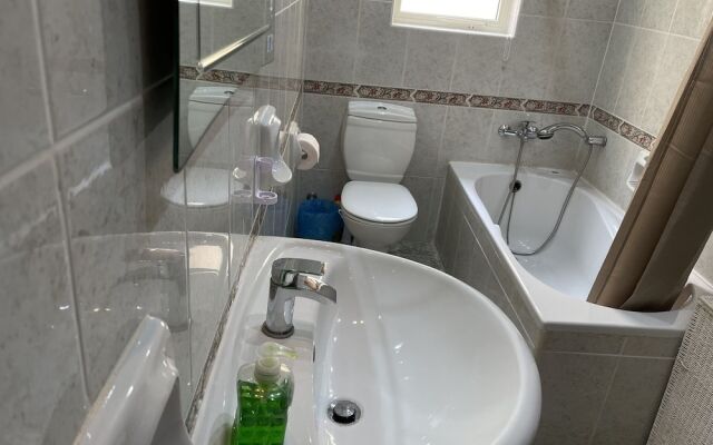 Sunrise Apt Near Beach, Wifi, Smarttv 60, Netflix