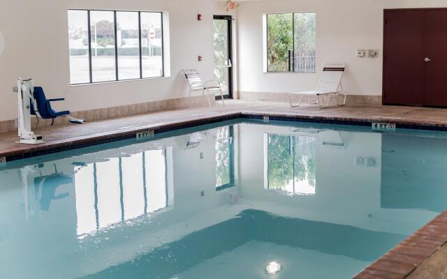 Sleep Inn & Suites Stafford - Sugarland