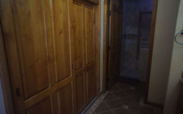 Casa Blanca 2BR CB 102 by Casago