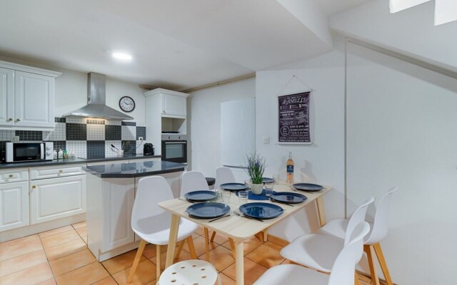Heart Panier - Renovated Duplex - 3 Bedrooms