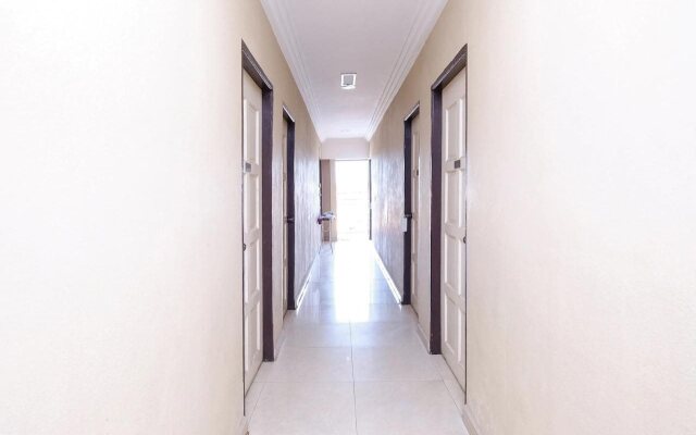 OYO 717 MR J Hotel Wakaf Che Yeh 2