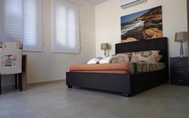 Latchi Riviera Beach Villa No.2