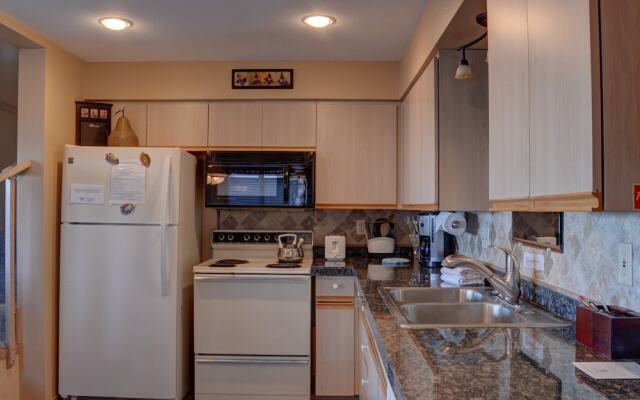 Sunset By The Sea 3 Br home by RedAwning
