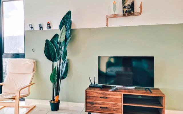 Beacon Executive Suites - Kek Lok Si View By IZ