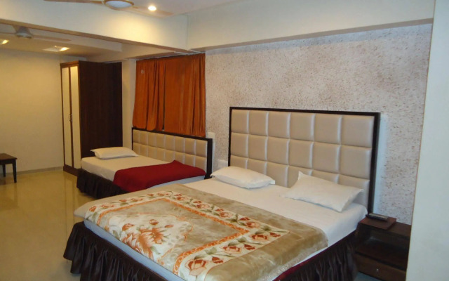 Maan Residency Hotel
