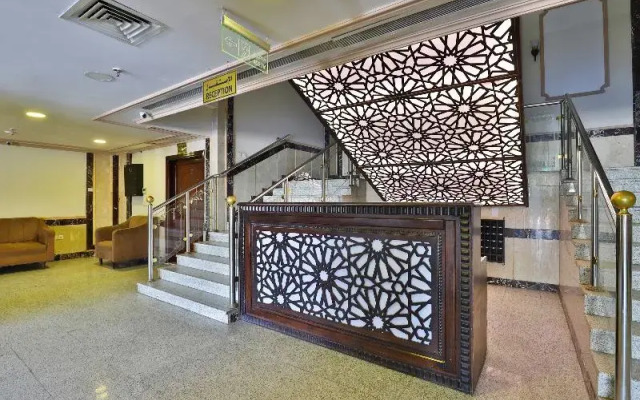OYO 429 Hamsat Taiba Hotel