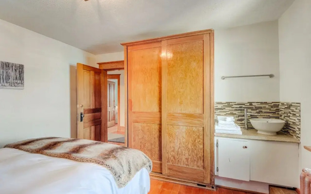Banff's Rocky Mountain House