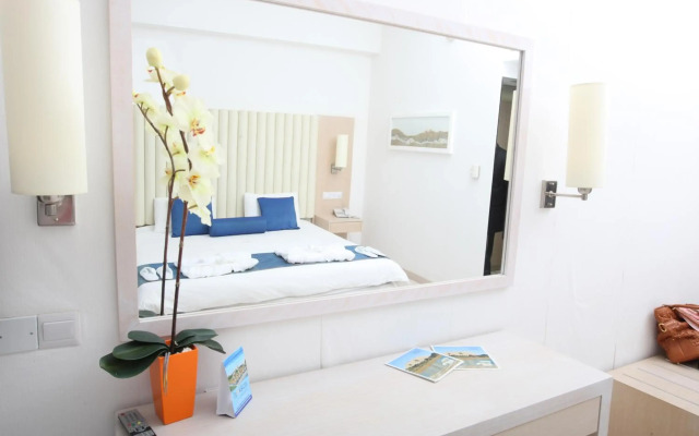 Vrissiana Boutique Beach Hotel