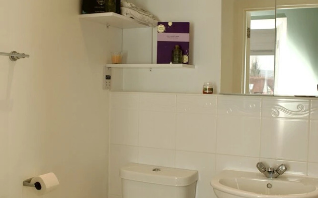 Beautiful 1-bed Apartment in Redhill