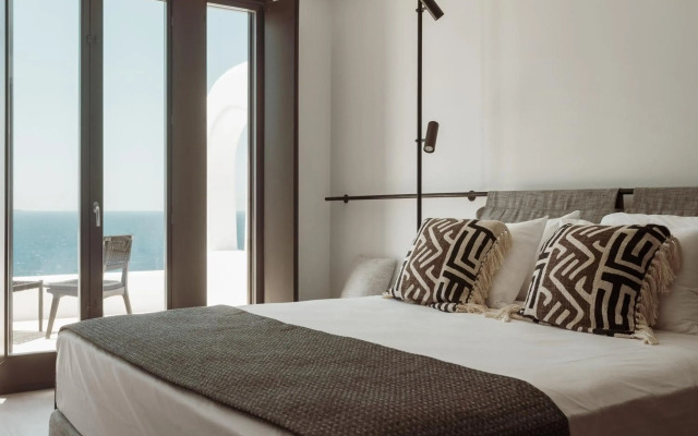 Casa Del Mar Mykonos Seaside Resort