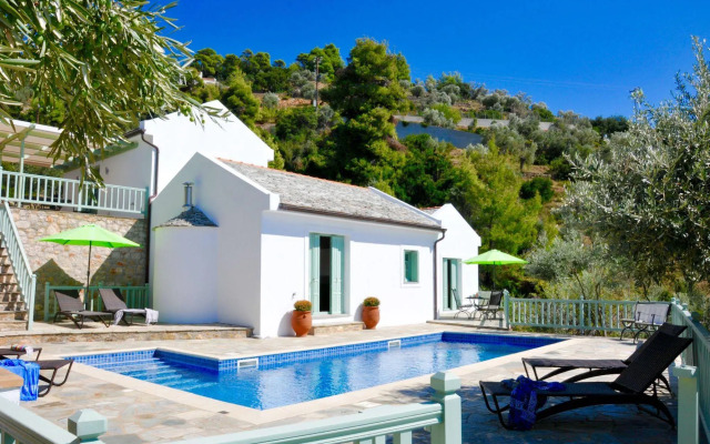 Aquilo Villa