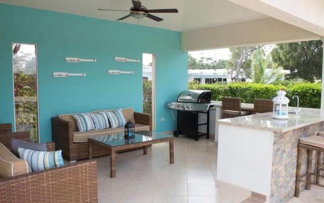 4 Bed Villa Minutes From Downtown Sosua