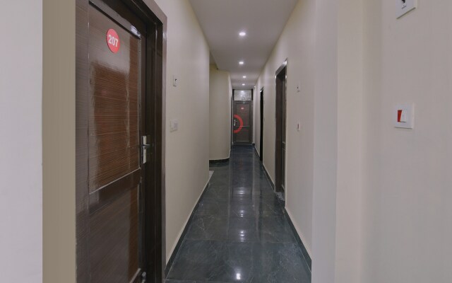 Collection O 50134 Nk Residency Kalkaji