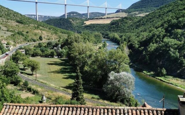 La Terrasse De Peyre