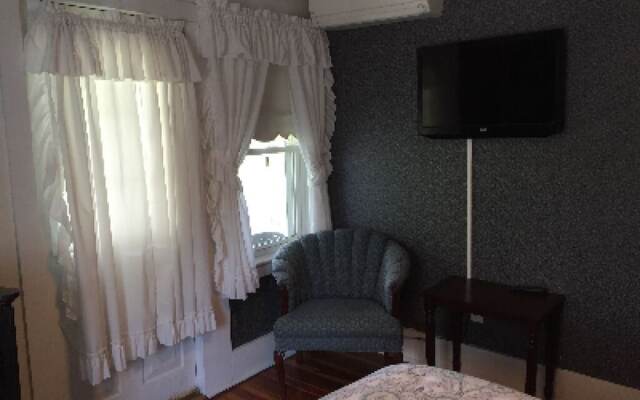 The Ogunquit Inn