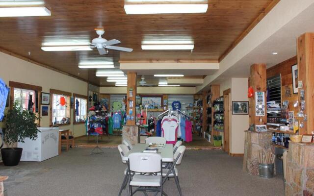 Whitney Portal Hostel And Hotel